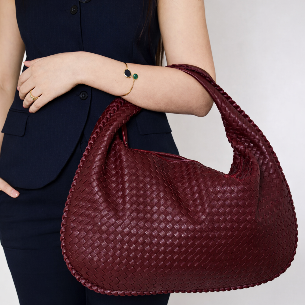 Women's Woven Hobo Shoulder Bag
