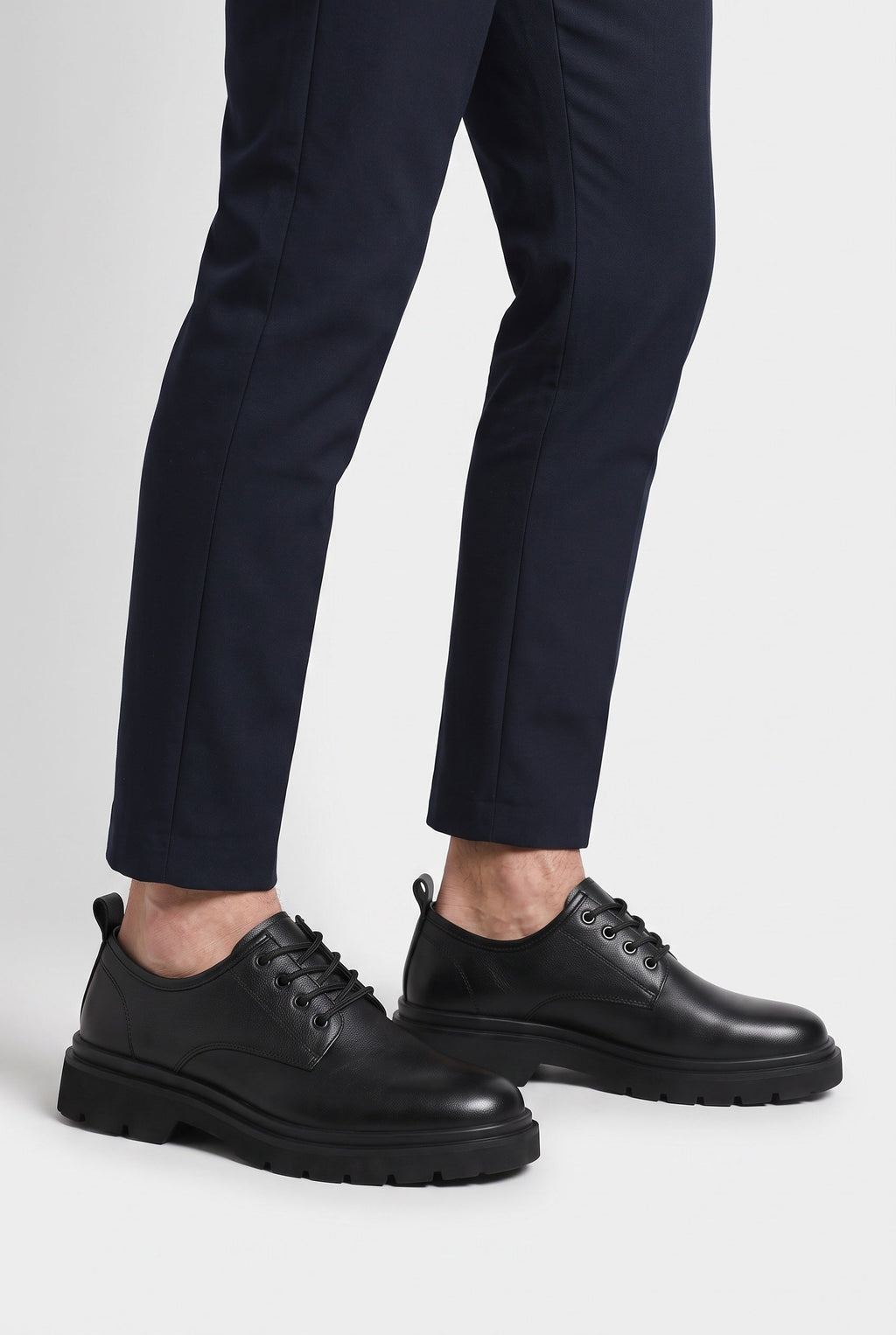 Men's Black Derby Shoes, Chunky Lug Sole detail