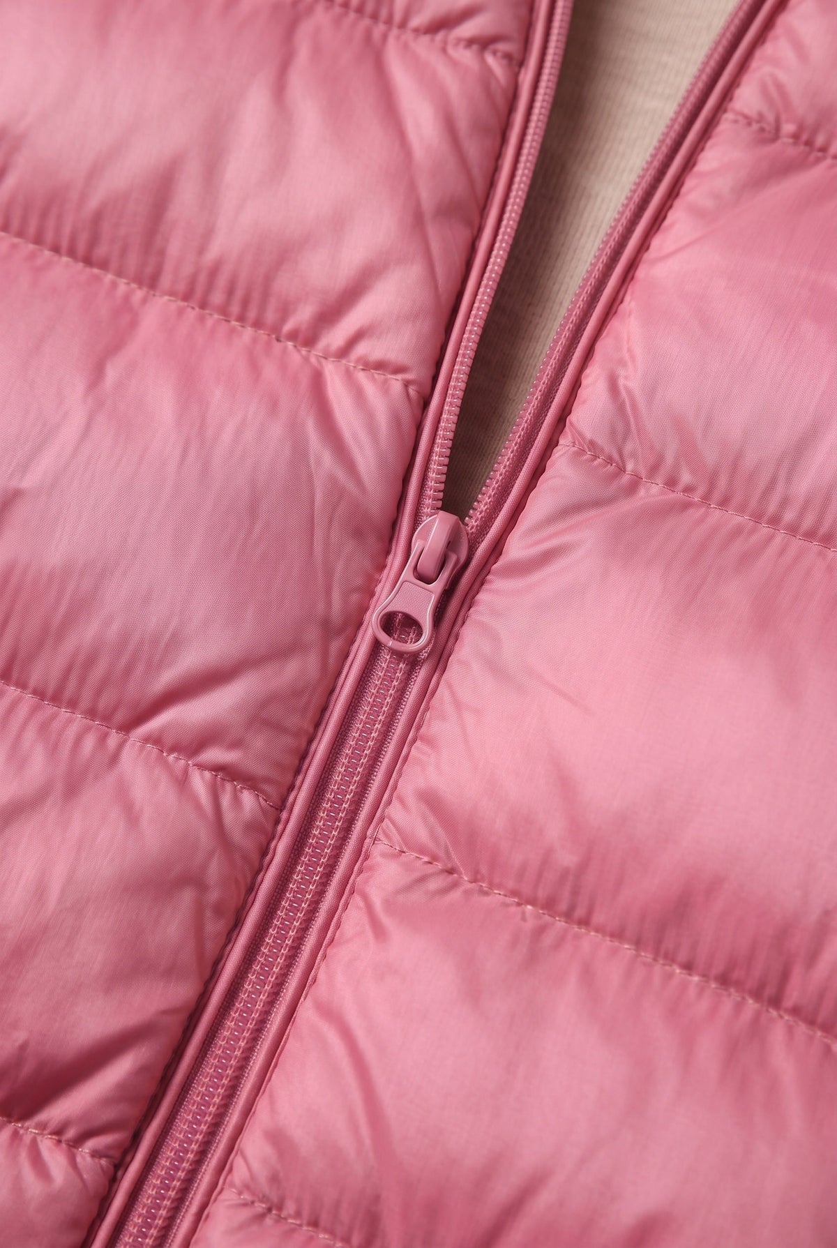Women's Hooded Longline Puffer Jacket in Pink, detail