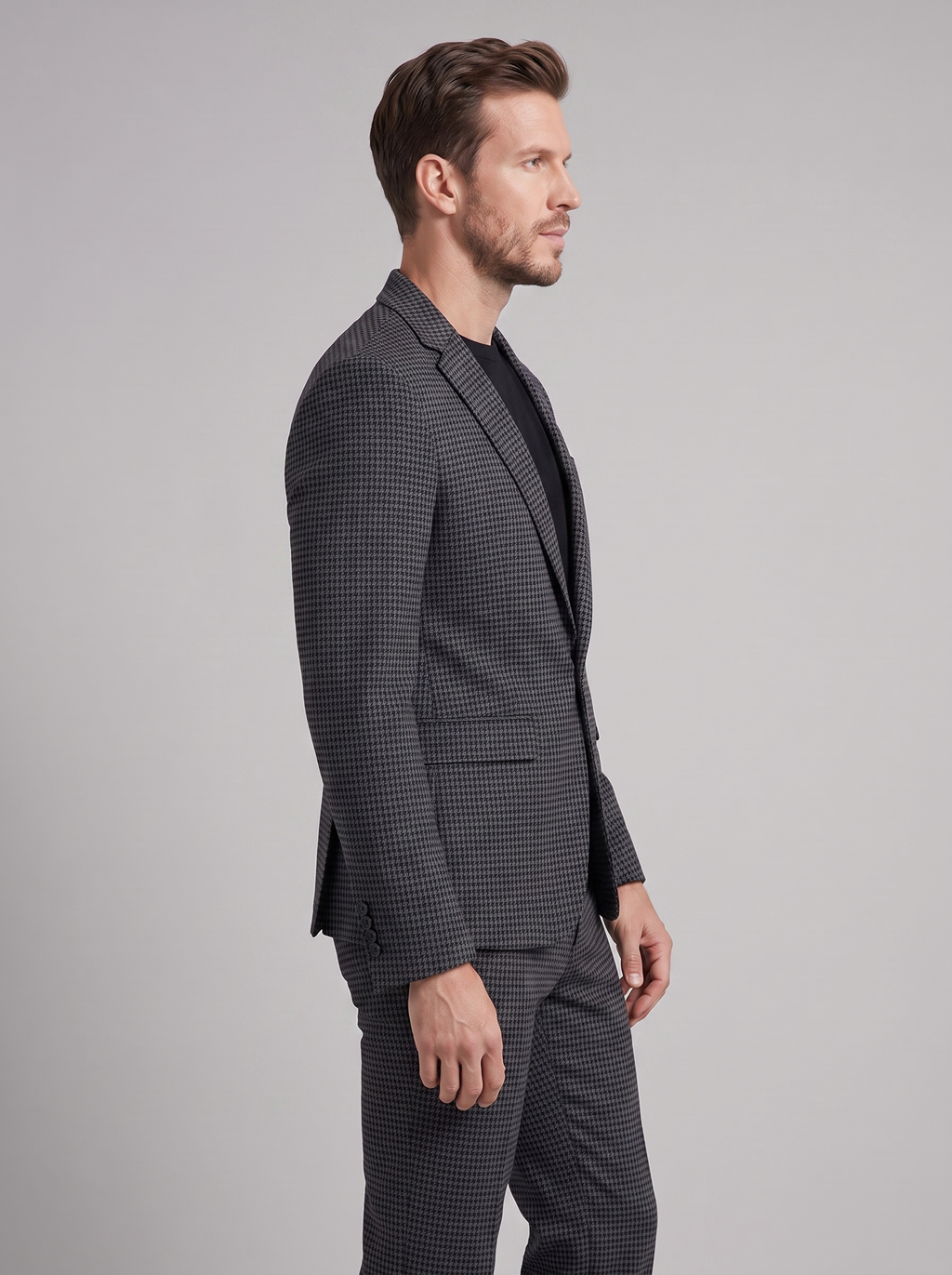 Men's tailored checked suit