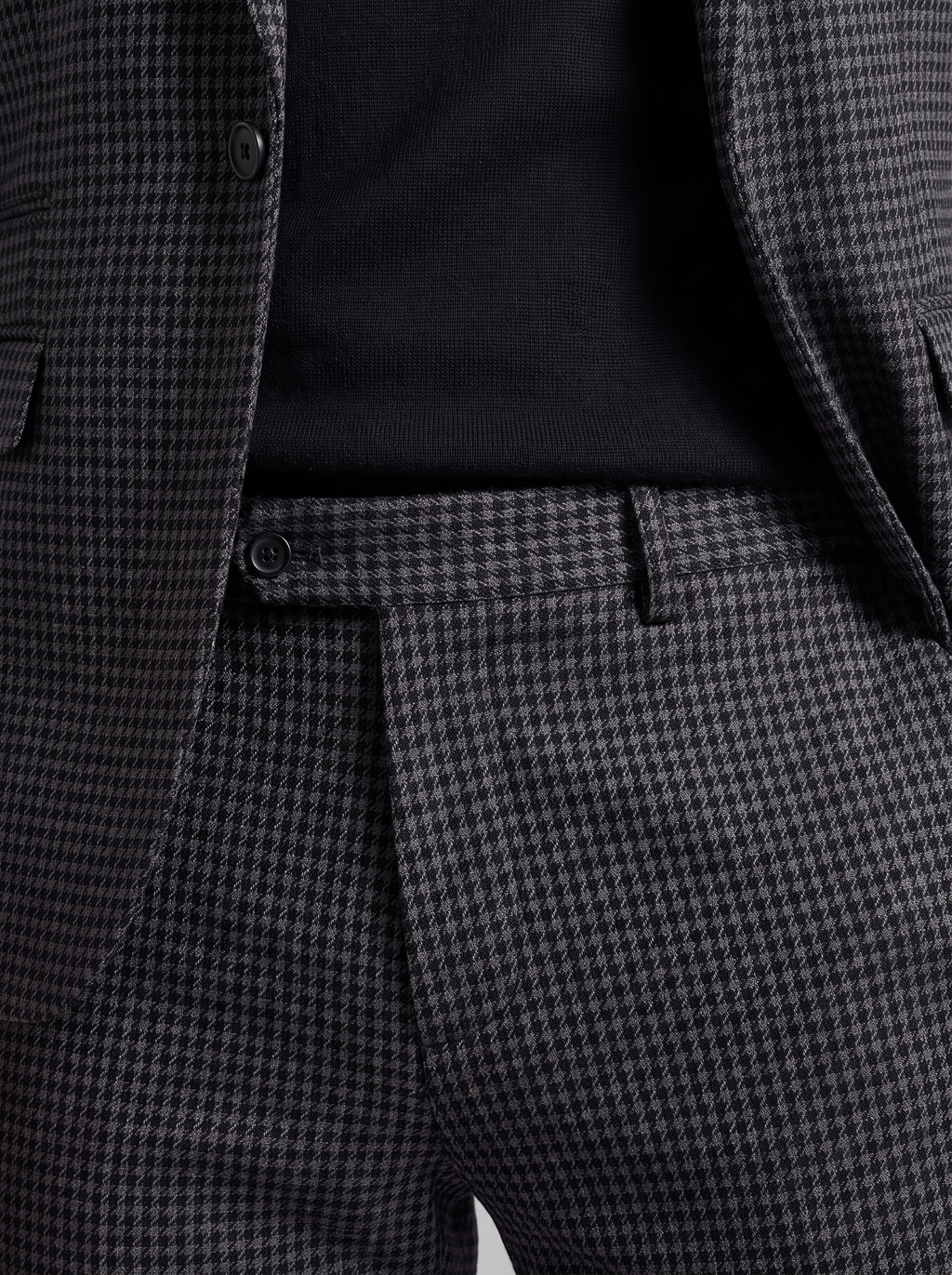 Men's tailored checked suit