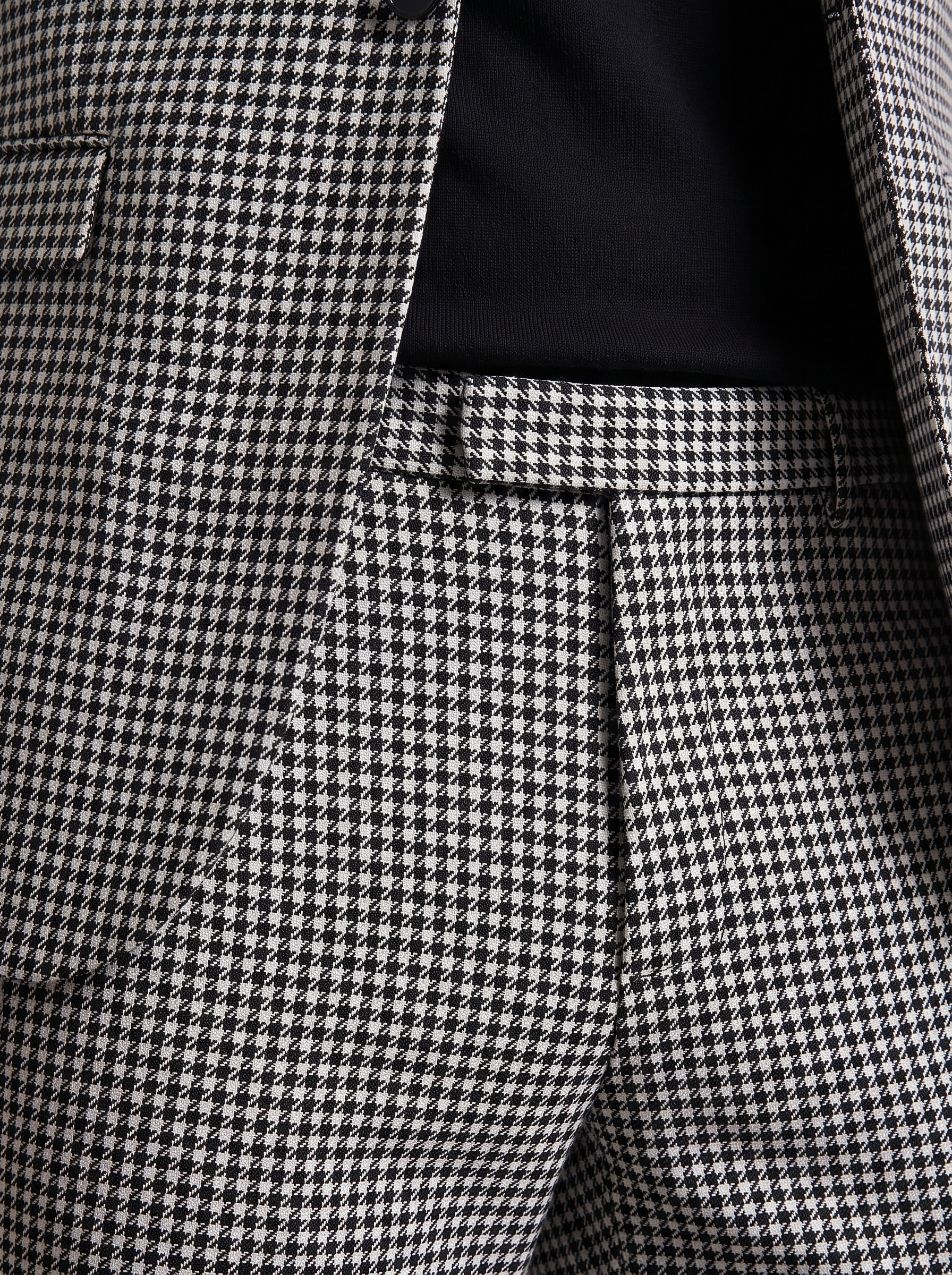 Men's tailored checked suit