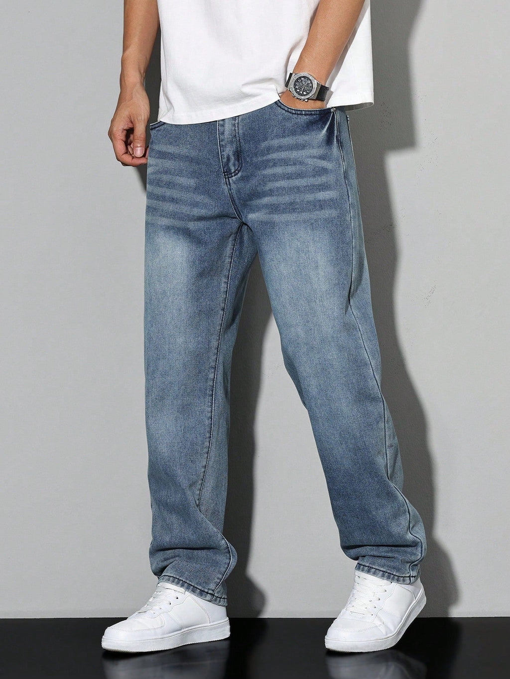 Men's Casual Straight-Leg Jeans