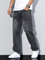Men's Casual Straight-Leg Jeans in Black
