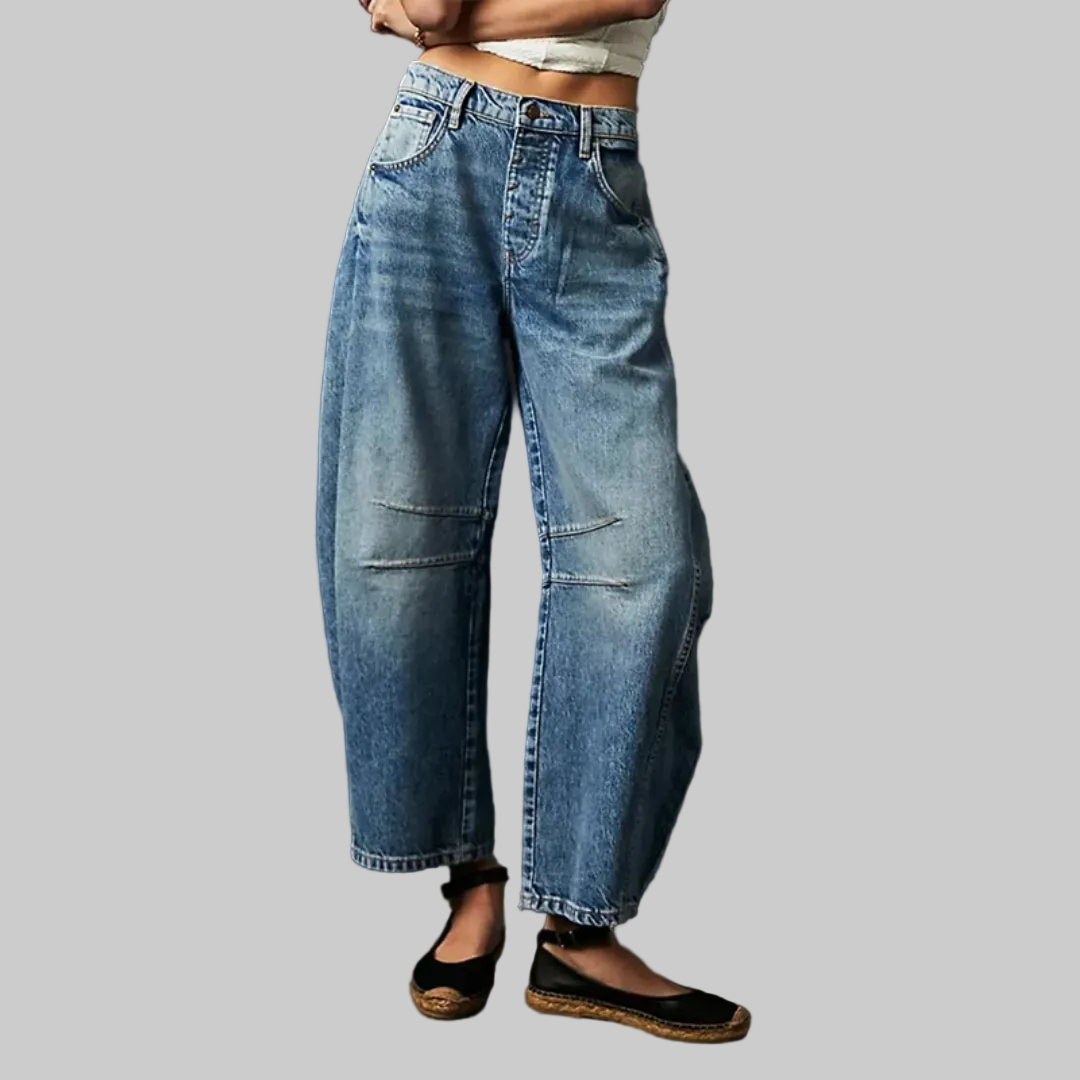 Women's relaxed barrel-leg mid-rise jeans in dark blue