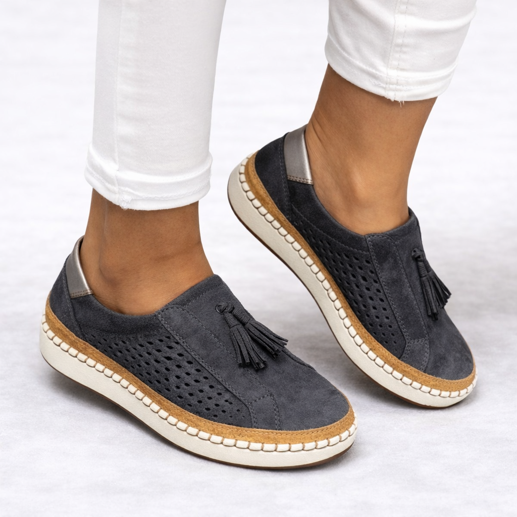 Women's orthopedic slip-on comfort shoes in black