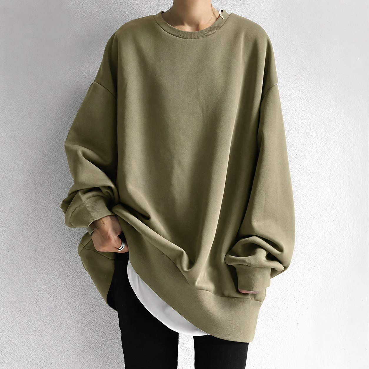 Women's oversized tunic sweater in brown